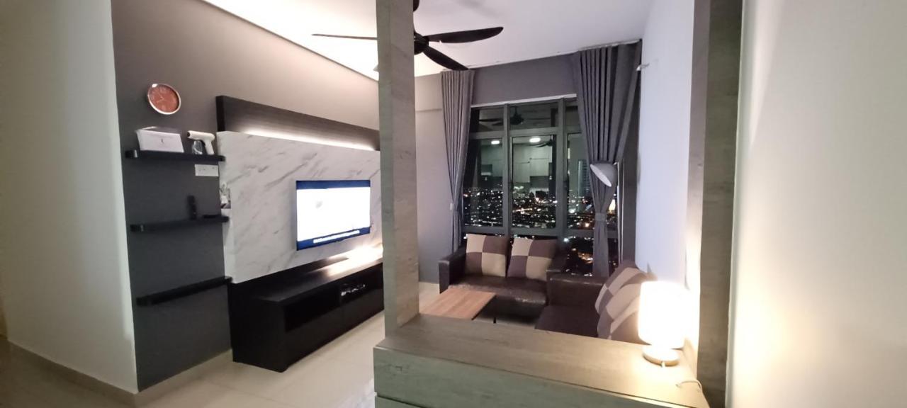 Ferienwohnung Modern Lifestyle ARC Austin Hills Johor Bahru Exterior foto
