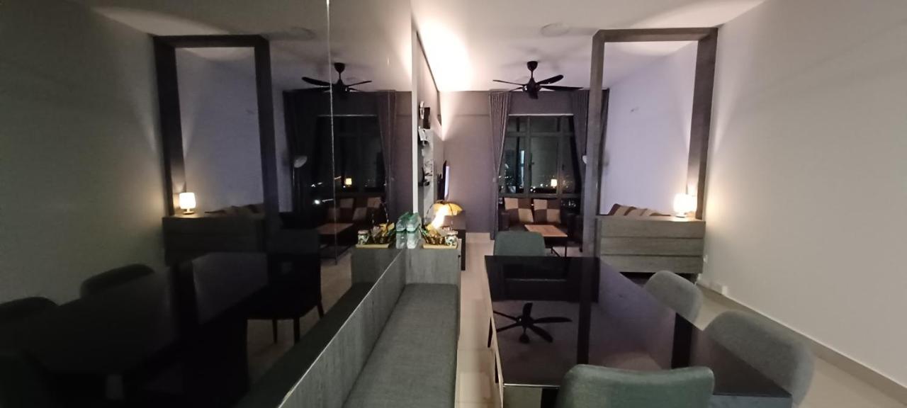 Ferienwohnung Modern Lifestyle ARC Austin Hills Johor Bahru Exterior foto